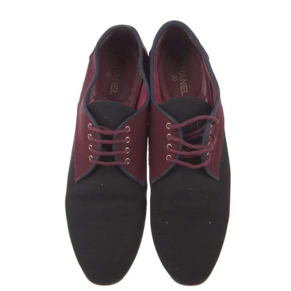Chanel Burgundy Navy Blue 2017 Interlocking CC Logo Oxfords 38.5 - Picture 2 of 5